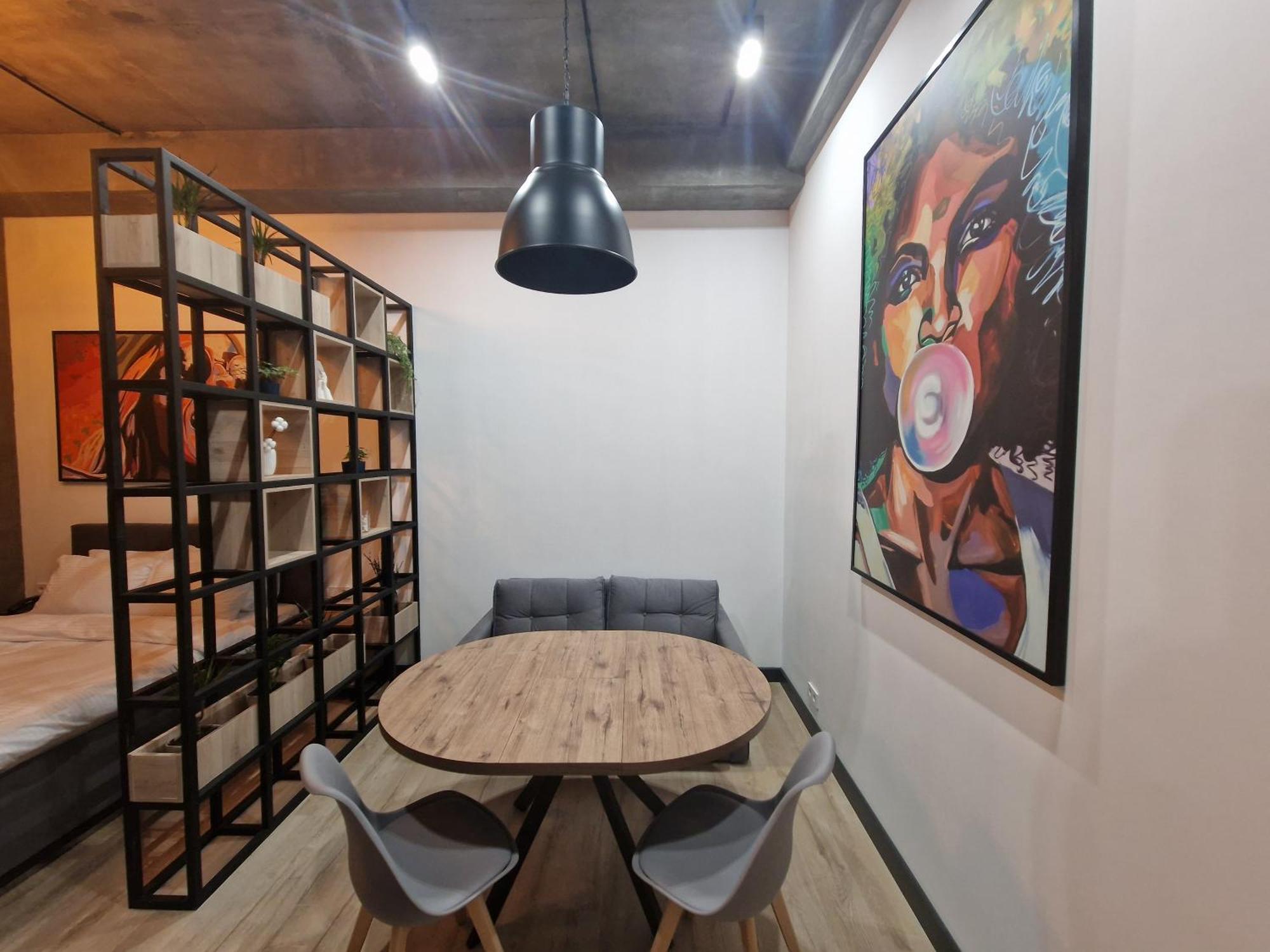 Apart Hotel Loft Almaty Bagian luar foto