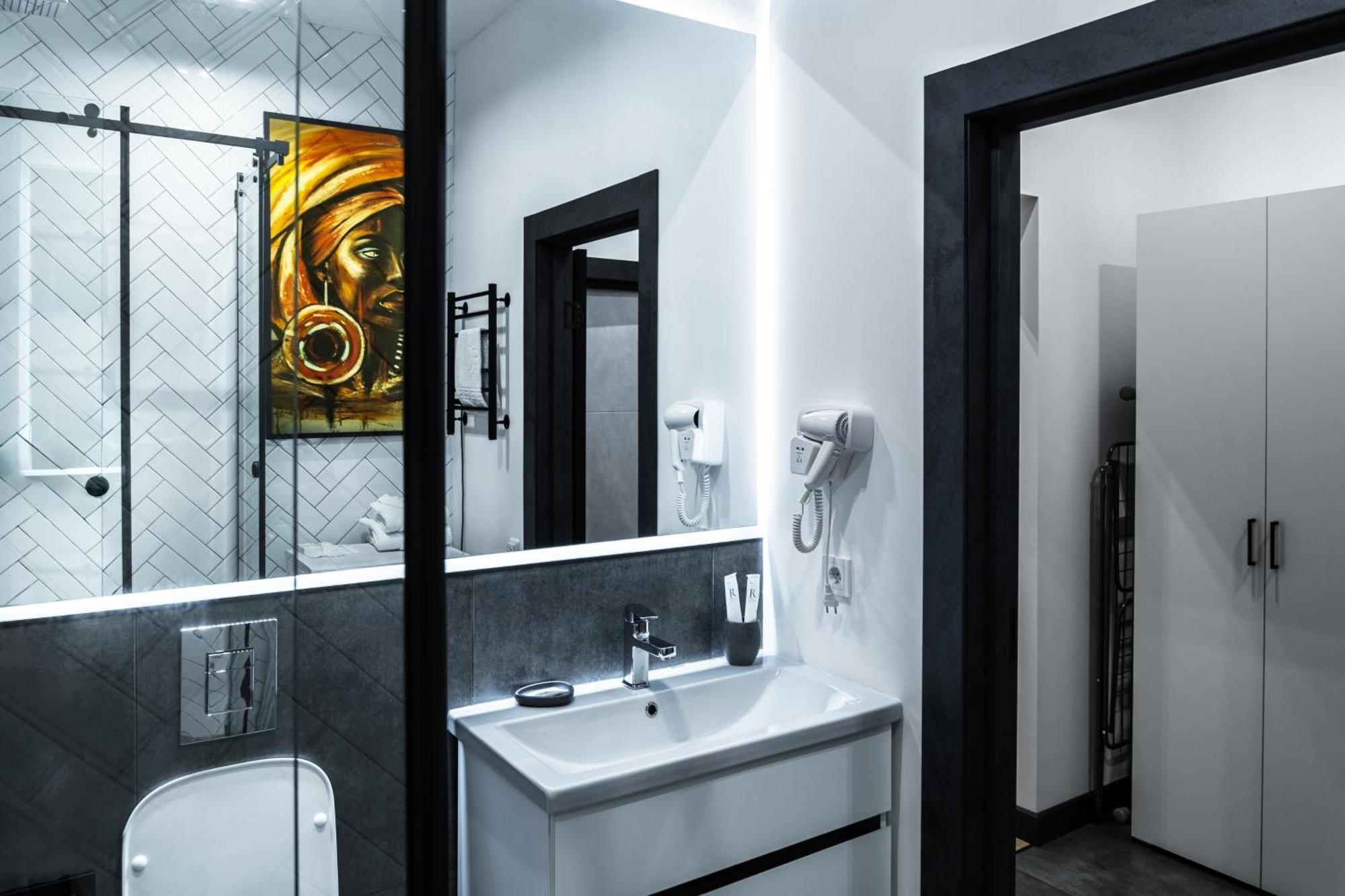Apart Hotel Loft Almaty Bagian luar foto